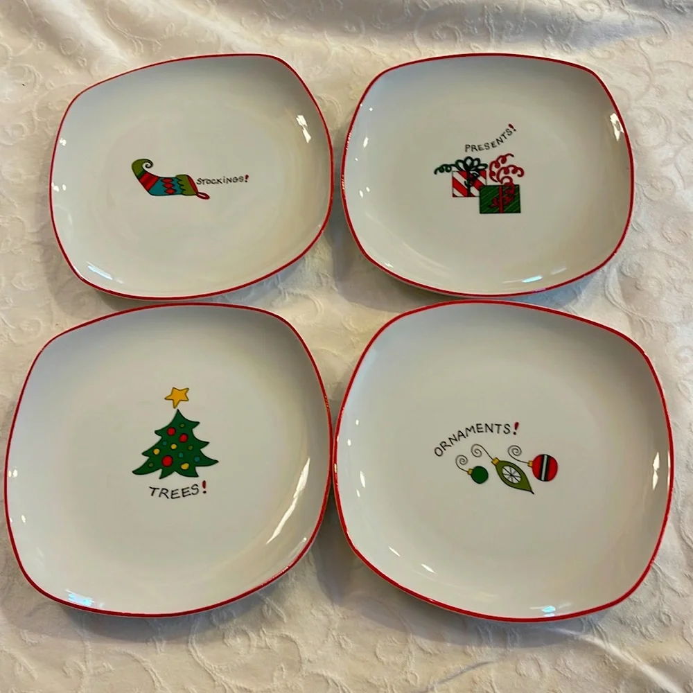 Set of 4 Christmas Fitz and Floyd  happy holidays 8” X8” plates